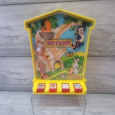 TOMY Pass the Nuts Vintage