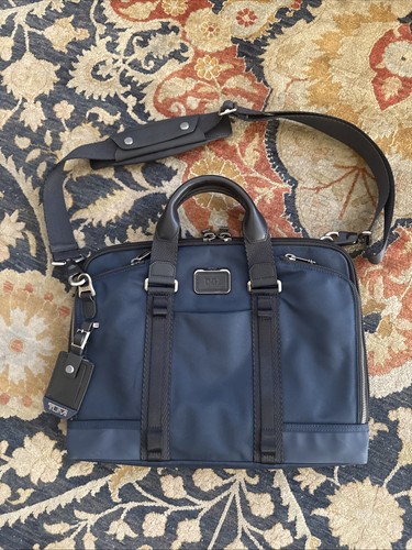 Tumi alpha bravo - alpha, academy