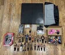 Lotto 23 figurine WWE