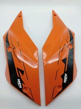 KTM 990 SUPERMOTO '08  COPPIA FIANCHETTI SERBATOIO ORIGINALI USATI