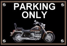 plaque " PARKING ONLY HONDA 1500 F6C valkyrie noire & or "  (22 cm x 15 cm )