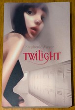 TWILIGHT by STEPHENIE MEYER