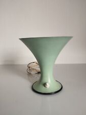 lampada da tavolo conica verde