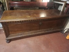 Cassapanca In noce Epoca 1700
