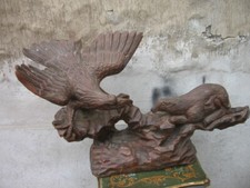 SCULTURA LEGNO "AQUILA CONTRO ANIMALE PREDATORE " - BLOCCO UNICO INTAGLIATO 1950