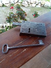 ANTICA SERRATURA SCATOLATA IN