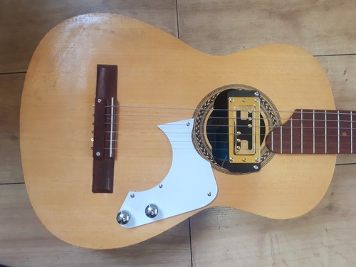 Chitarra elettroacustica - , da