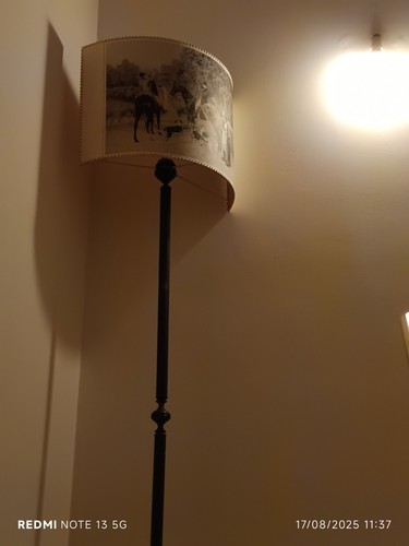Piantana lampada terra - da,