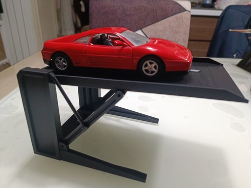 Mira ferrari 348 made - 1:24,