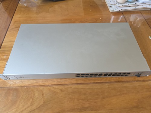 Ubiquiti unifi switch - ubiquiti, us-24