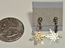 Orecchini Pendenti A Forma Di FIOCCHETTO Silvertone Vintage