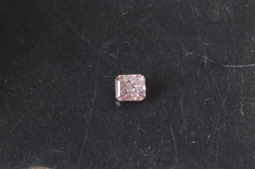 Diamante rosa naturale ct - 0,29,