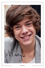 HARRY STYLES SIGNED PHOTO