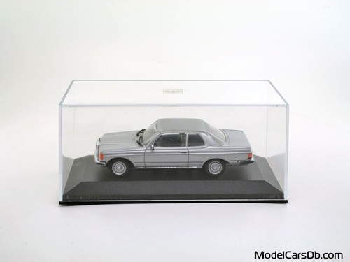 Minichamps mercedes 280 - 1:43,