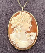 14kt Gold Corniola Cameo