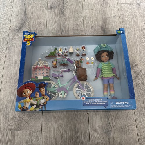 Disney exclusive bonnie doll - disney,