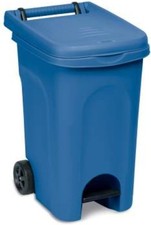 Pattumiera con ruote e pedale