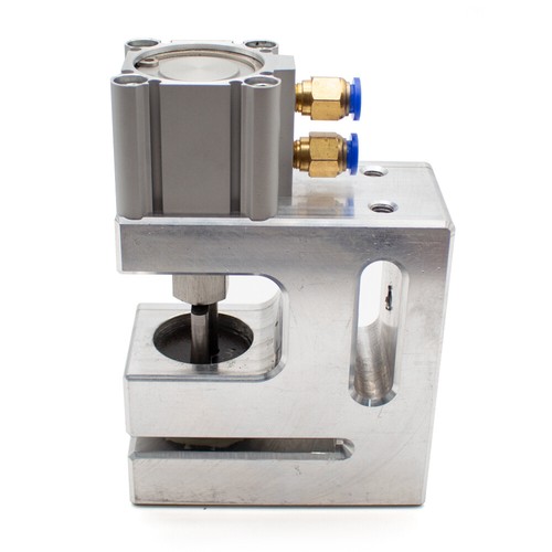 Punzonatrice pneumatica - , a