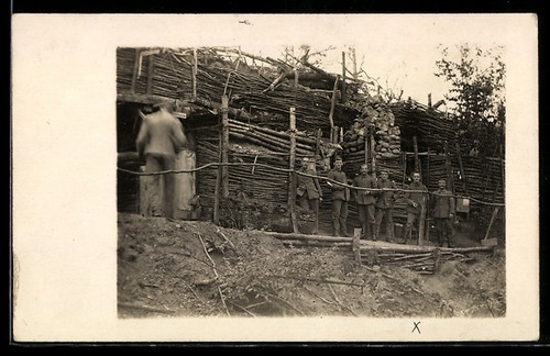 Foto gruppo soldati trincea - gruppo,