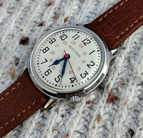 Bulova accutron 218 34mm - 218,