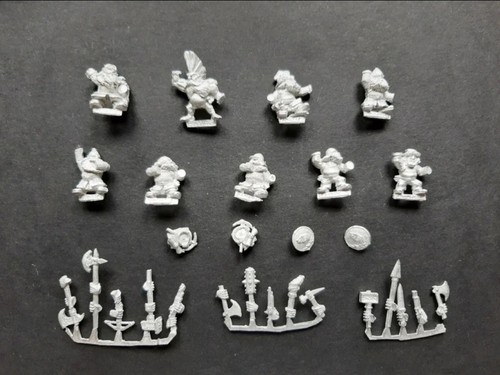 Mordheim dwarf treasure - dwarf,