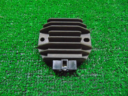 Regolatore tensione - regolatore,