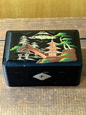 Portagioie Orientale in legno