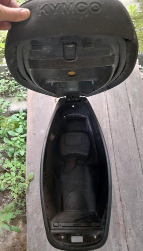 Kymco vano porta casco sella - vano,