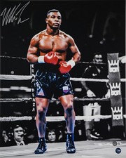 Autografo Mike Tyson 40x50 cm