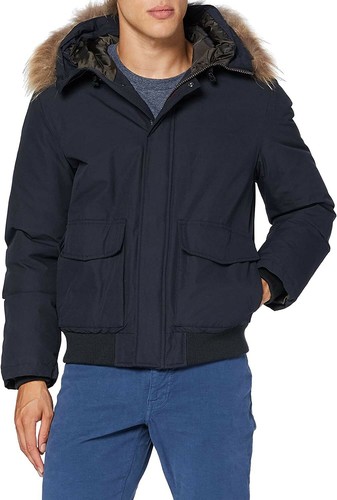 Canadian classic resolute - canadian,