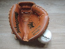 MAC GREGOR  BASEBALL GLOVE LEFT HAND