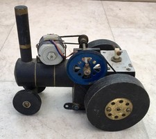 TRATTORE GIOCATTOLO MODELLINO