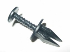 BMW E39 E46 Rivetto in plastica condotto aria radiatore 8229003 51718229003