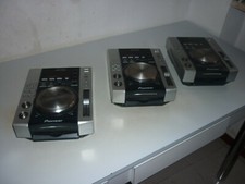 Pioneer CDJ 200