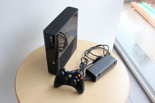 Microsoft xbox 360 slim - microsoft,