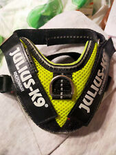 pettorina per cagnolino piccolo  julius-k9 colore giallo nel verde