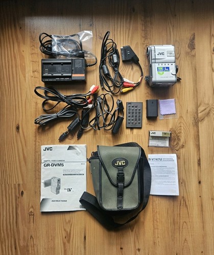 Videocamera jvc dvm5 con - -,