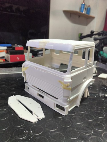 Cabina iveco tamiya - cabina,