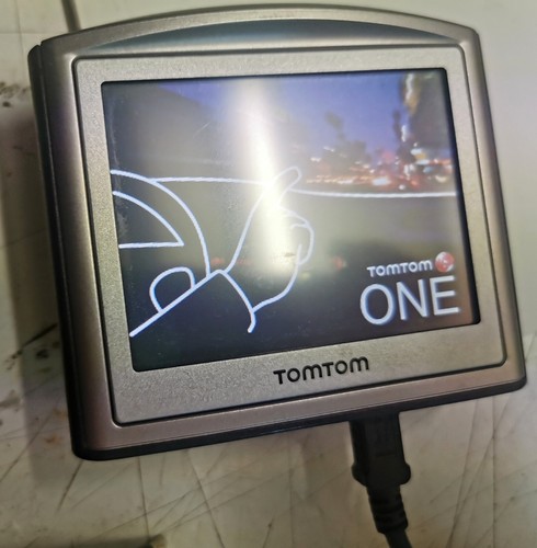 Navigatore satellitare tomtom - navigatore,