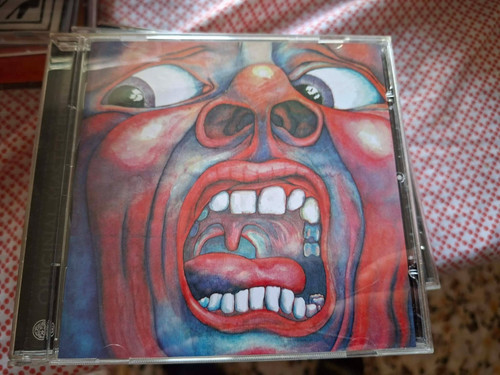 King crimson in - crimson,