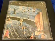 VAN DER GRAAF GENERATOR - Pawn