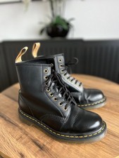 Dr. Martens Vegan 1460 stivali