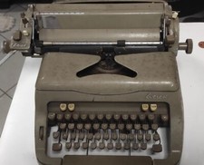 macchina da scrivere Everest