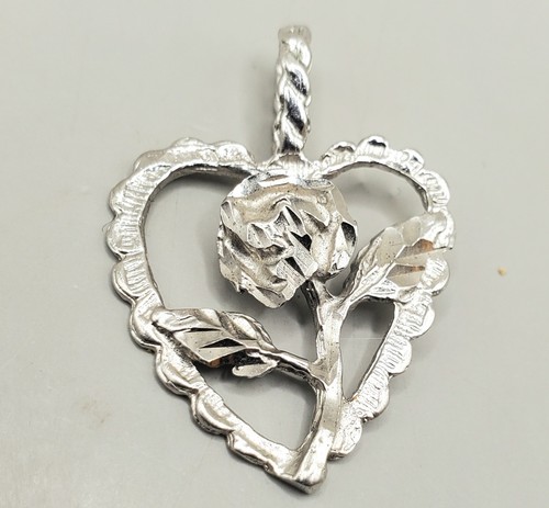 Ciondolo cuore rosa taglio