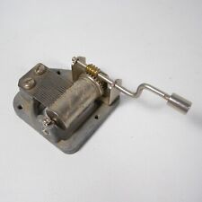 PICCOLO CARILLON MUSICALE A MANOVELLA IN METALLO VINTAGE V607