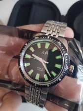 Skin Diver Merkur Modello Yema