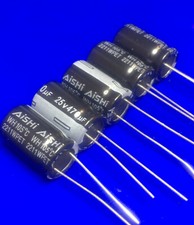 AISHI 5Pz. 470uF 25V 105° Condensatori Elettrolitici 10x16mm 