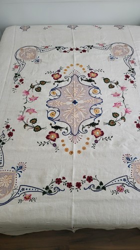 Antico copriletto ricamato - antico,
