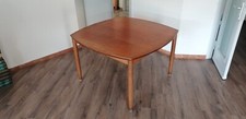 Tavolo in teak allungabile usato