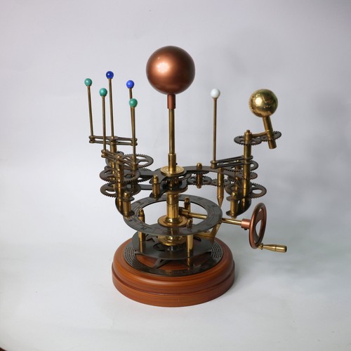Modello planetario meccanico